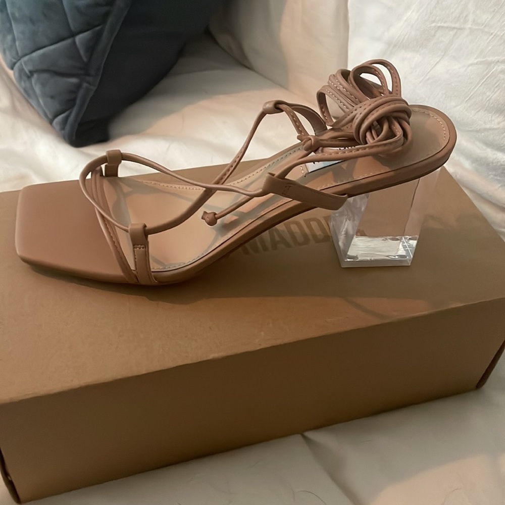 Steve Madden Tan Heel
